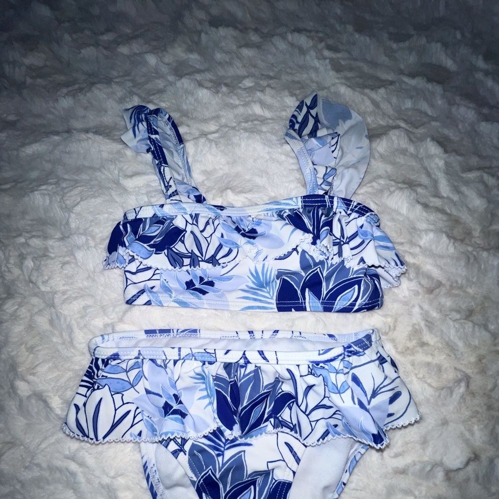 JANIE AND JACK SIZE 2 TODDLER BATHING SUIT 2 PIECES.  TOP AND BOTTOM RUFFLES